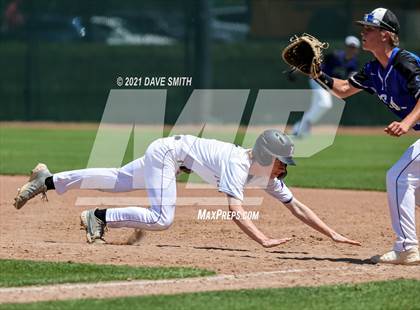 Thumbnail 3 in Clear Creek-Amana vs. Liberty @ Solon High School photogallery.