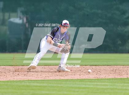 Thumbnail 3 in Clear Creek-Amana vs. Liberty @ Solon High School photogallery.