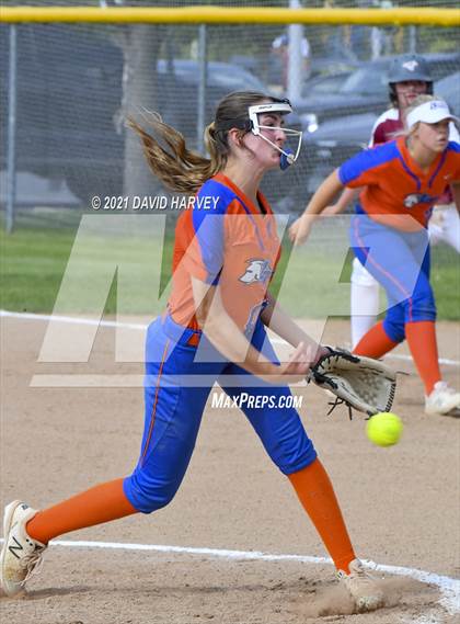 Thumbnail 1 in Legend @ Chatfield photogallery.