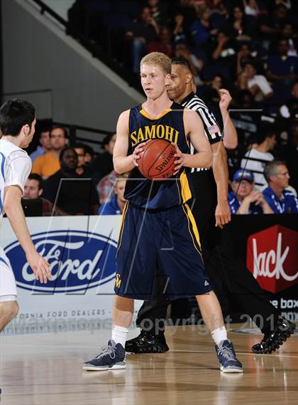 Thumbnail 3 in El Toro vs. Santa Monica (CIF SS D1A Final) photogallery.