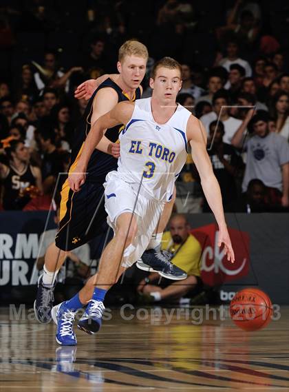 Thumbnail 1 in El Toro vs. Santa Monica (CIF SS D1A Final) photogallery.