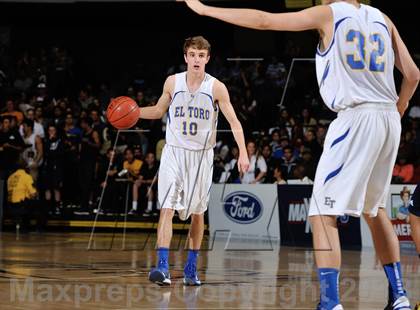Thumbnail 3 in El Toro vs. Santa Monica (CIF SS D1A Final) photogallery.