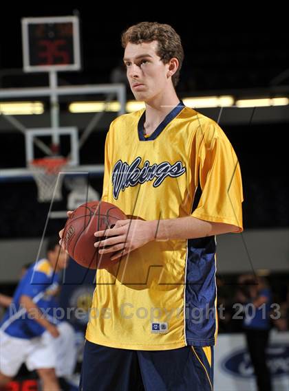 Thumbnail 1 in El Toro vs. Santa Monica (CIF SS D1A Final) photogallery.