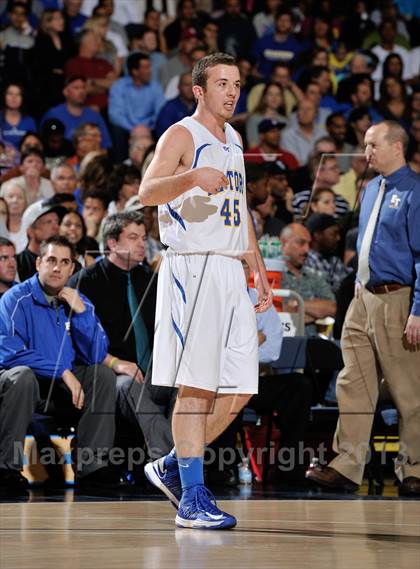 Thumbnail 3 in El Toro vs. Santa Monica (CIF SS D1A Final) photogallery.