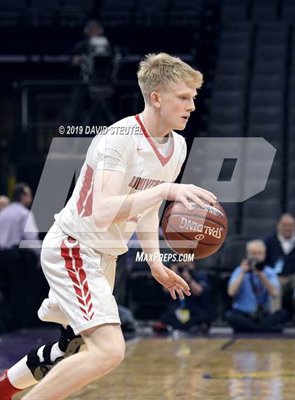 Thumbnail 3 in La Jolla Country Day vs. University (CIF State D3 Final) photogallery.