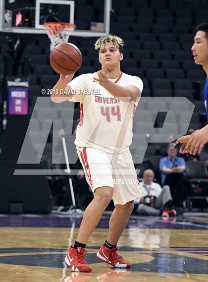 Thumbnail 1 in La Jolla Country Day vs. University (CIF State D3 Final) photogallery.