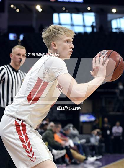 Thumbnail 2 in La Jolla Country Day vs. University (CIF State D3 Final) photogallery.