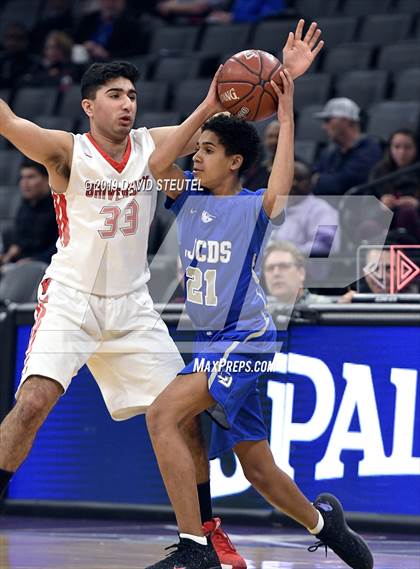 Thumbnail 3 in La Jolla Country Day vs. University (CIF State D3 Final) photogallery.