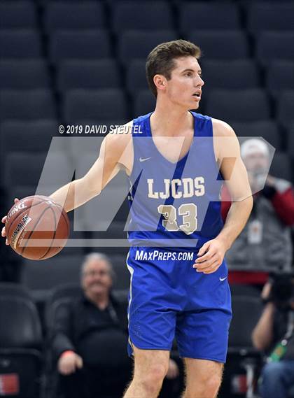 Thumbnail 1 in La Jolla Country Day vs. University (CIF State D3 Final) photogallery.