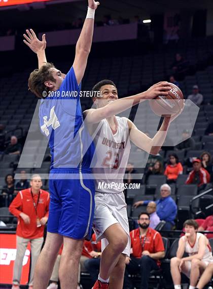 Thumbnail 3 in La Jolla Country Day vs. University (CIF State D3 Final) photogallery.