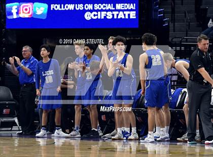 Thumbnail 1 in La Jolla Country Day vs. University (CIF State D3 Final) photogallery.