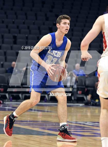 Thumbnail 1 in La Jolla Country Day vs. University (CIF State D3 Final) photogallery.