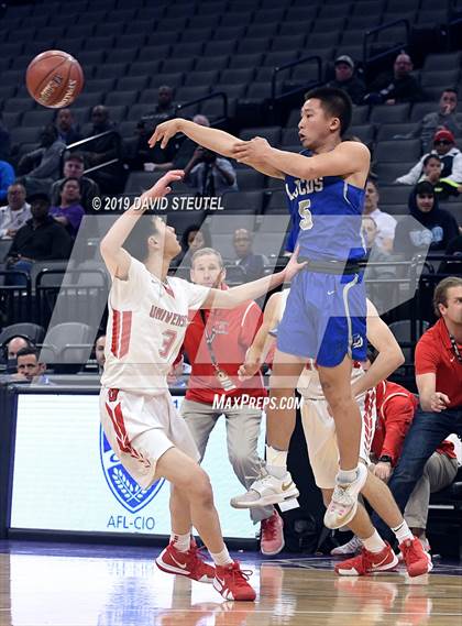 Thumbnail 1 in La Jolla Country Day vs. University (CIF State D3 Final) photogallery.