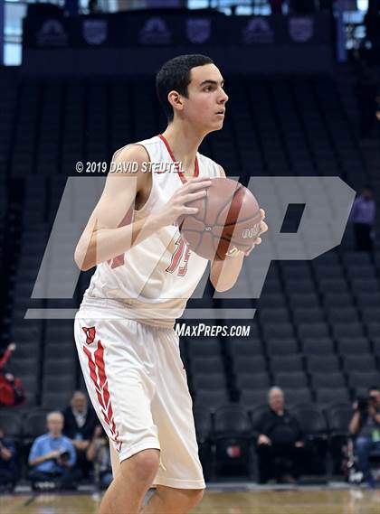 Thumbnail 2 in La Jolla Country Day vs. University (CIF State D3 Final) photogallery.
