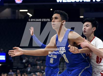 Thumbnail 1 in La Jolla Country Day vs. University (CIF State D3 Final) photogallery.