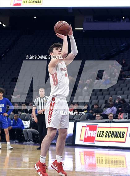 Thumbnail 3 in La Jolla Country Day vs. University (CIF State D3 Final) photogallery.