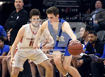 Thumbnail 2 in La Jolla Country Day vs. University (CIF State D3 Final) photogallery.