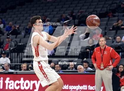 Thumbnail 3 in La Jolla Country Day vs. University (CIF State D3 Final) photogallery.