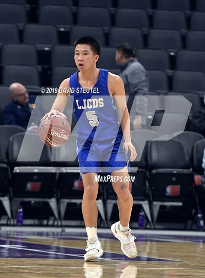 Thumbnail 1 in La Jolla Country Day vs. University (CIF State D3 Final) photogallery.