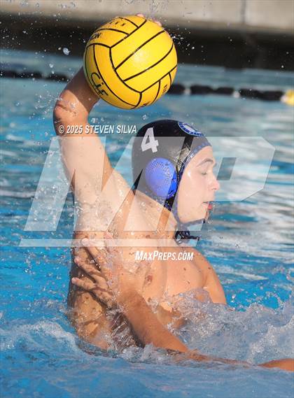 Thumbnail 3 in Coronado vs. Eastlake (CIF SDS Division 1 Quarterfinal) photogallery.