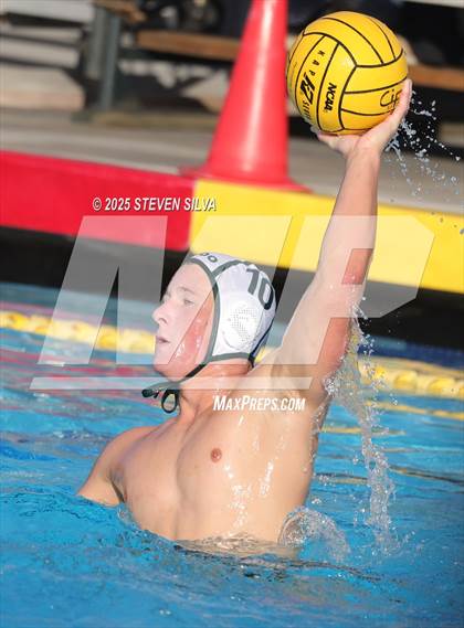 Thumbnail 2 in Coronado vs. Eastlake (CIF SDS Division 1 Quarterfinal) photogallery.