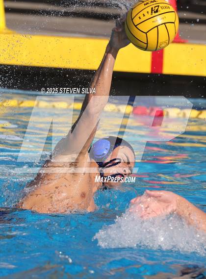 Thumbnail 3 in Coronado vs. Eastlake (CIF SDS Division 1 Quarterfinal) photogallery.