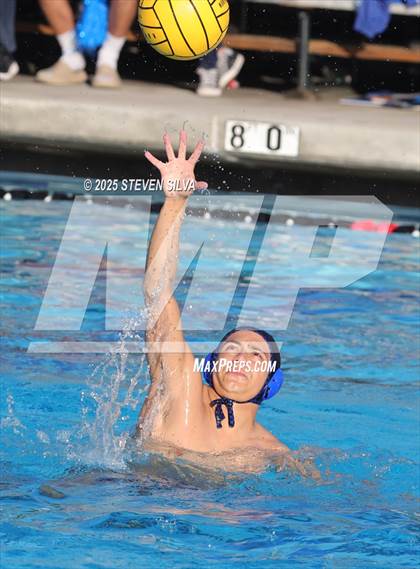 Thumbnail 2 in Coronado vs. Eastlake (CIF SDS Division 1 Quarterfinal) photogallery.