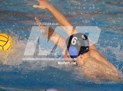 Thumbnail 3 in Coronado vs. Eastlake (CIF SDS Division 1 Quarterfinal) photogallery.