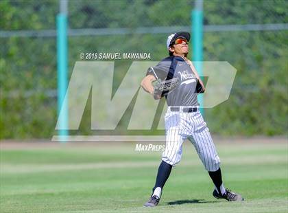 Thumbnail 3 in Chaminade vs Harvard-Westlake photogallery.