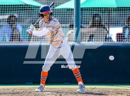 Thumbnail 3 in Chaminade vs Harvard-Westlake photogallery.