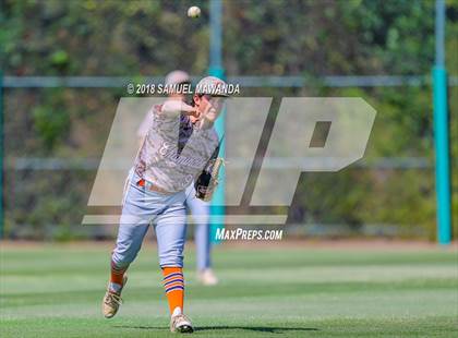 Thumbnail 3 in Chaminade vs Harvard-Westlake photogallery.