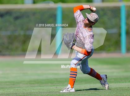 Thumbnail 1 in Chaminade vs Harvard-Westlake photogallery.