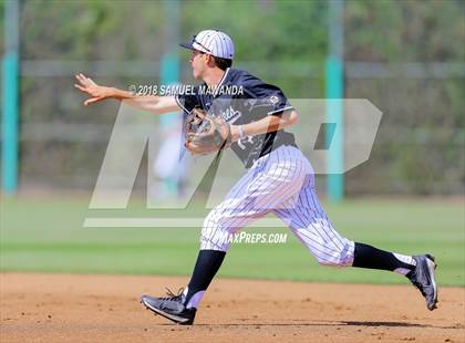 Thumbnail 1 in Chaminade vs Harvard-Westlake photogallery.