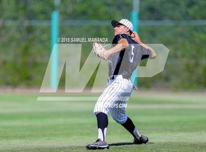 Thumbnail 3 in Chaminade vs Harvard-Westlake photogallery.