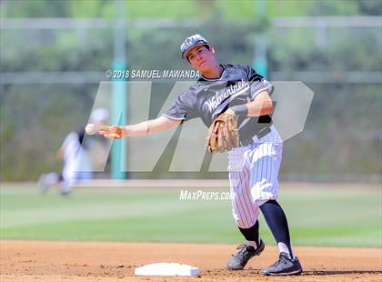 Thumbnail 3 in Chaminade vs Harvard-Westlake photogallery.