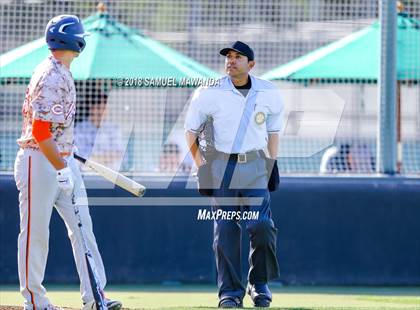 Thumbnail 2 in Chaminade vs Harvard-Westlake photogallery.