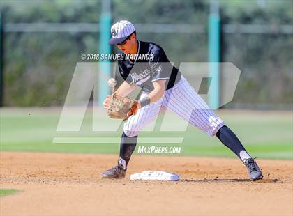 Thumbnail 2 in Chaminade vs Harvard-Westlake photogallery.