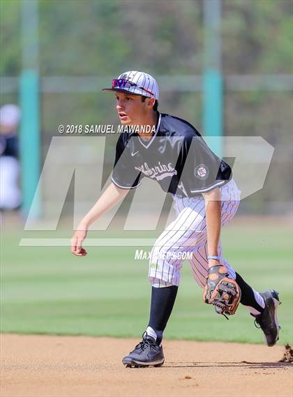 Thumbnail 3 in Chaminade vs Harvard-Westlake photogallery.