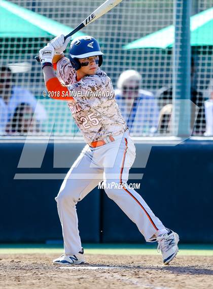Thumbnail 2 in Chaminade vs Harvard-Westlake photogallery.