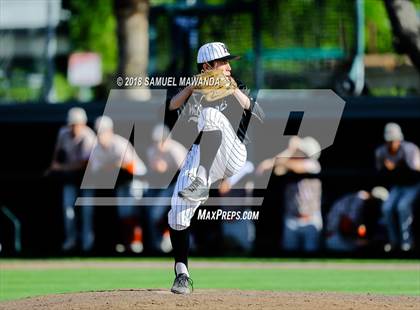 Thumbnail 1 in Chaminade vs Harvard-Westlake photogallery.