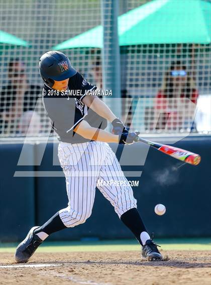 Thumbnail 2 in Chaminade vs Harvard-Westlake photogallery.
