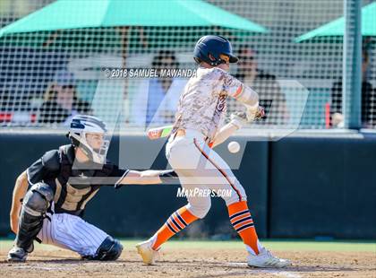 Thumbnail 2 in Chaminade vs Harvard-Westlake photogallery.