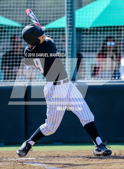 Thumbnail 3 in Chaminade vs Harvard-Westlake photogallery.