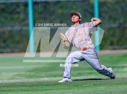 Thumbnail 2 in Chaminade vs Harvard-Westlake photogallery.