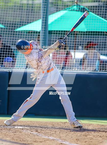 Thumbnail 3 in Chaminade vs Harvard-Westlake photogallery.