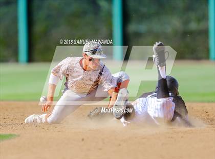 Thumbnail 1 in Chaminade vs Harvard-Westlake photogallery.