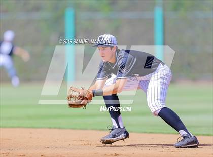 Thumbnail 1 in Chaminade vs Harvard-Westlake photogallery.