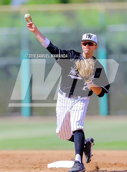 Thumbnail 3 in Chaminade vs Harvard-Westlake photogallery.