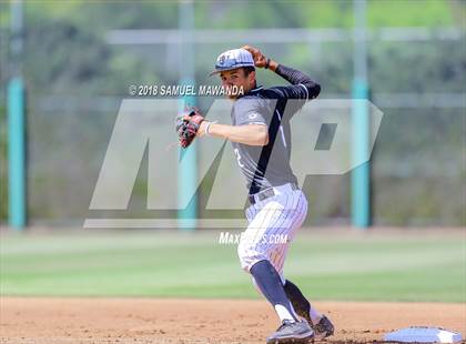 Thumbnail 1 in Chaminade vs Harvard-Westlake photogallery.