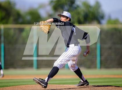 Thumbnail 2 in Chaminade vs Harvard-Westlake photogallery.
